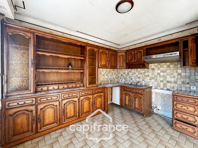 Maison - 137 m² - 8 pièces