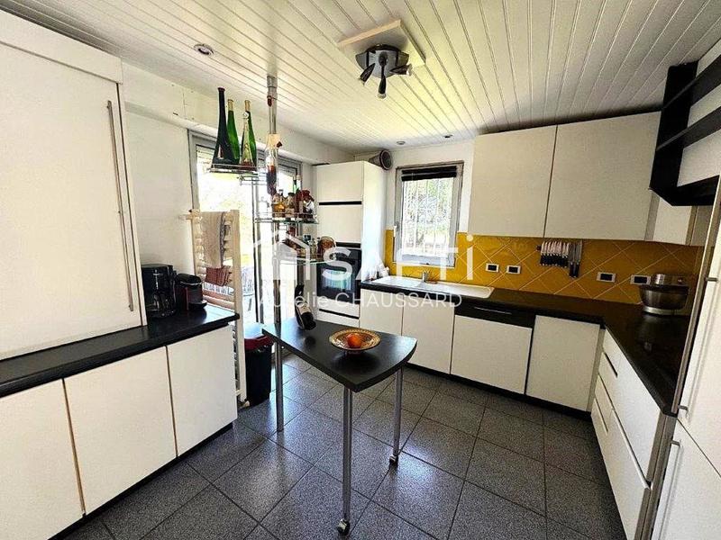 Maison - 171 m² - 6 pièces