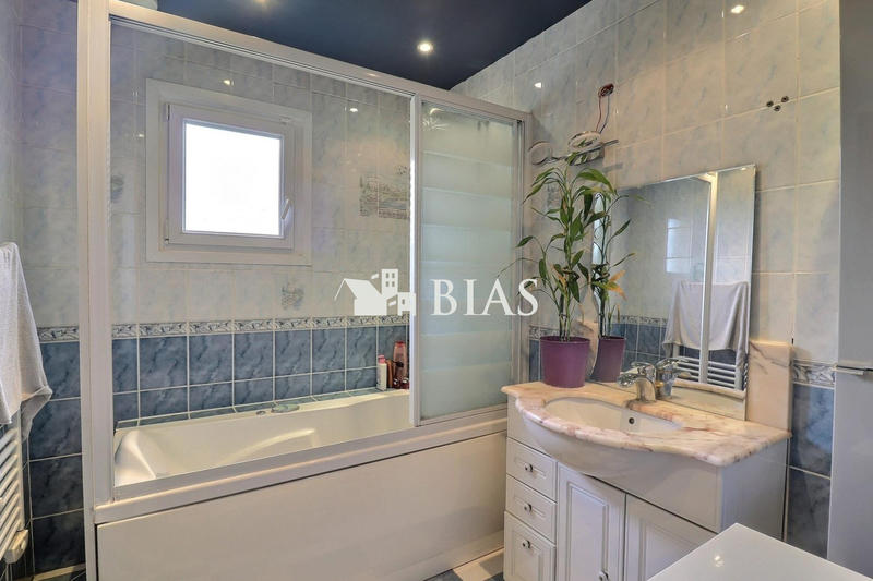 Maison - 114 m² - 5 pièces