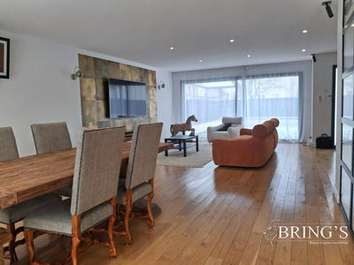 Maison - 170 m² - 6 pièces