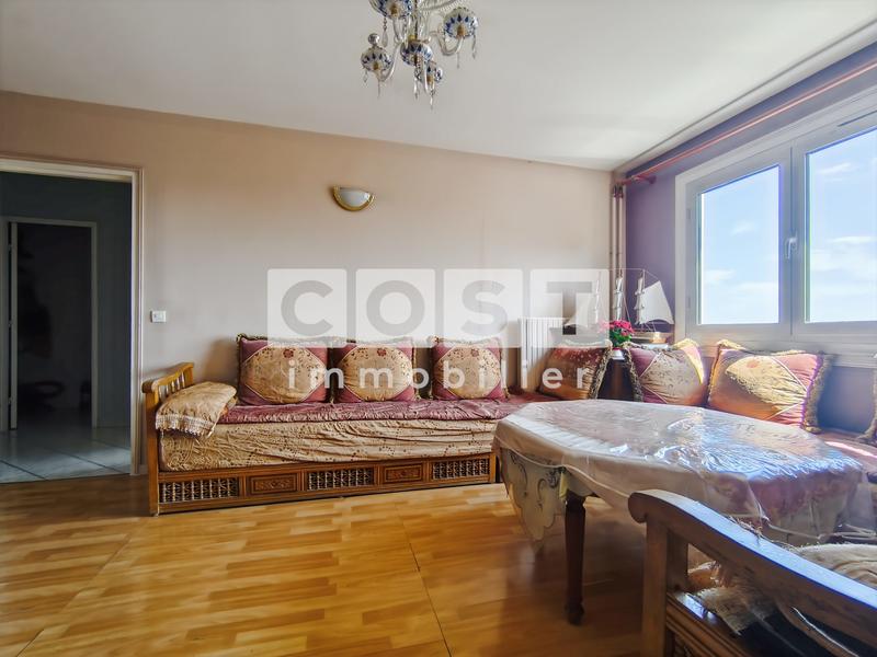 Appartement - 77 m² - 4 pièces