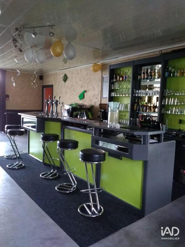 Local commercial - 305 m²