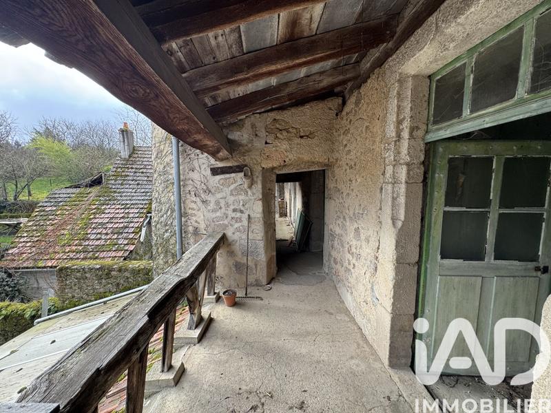 Maison - 218 m² - 7 pièces