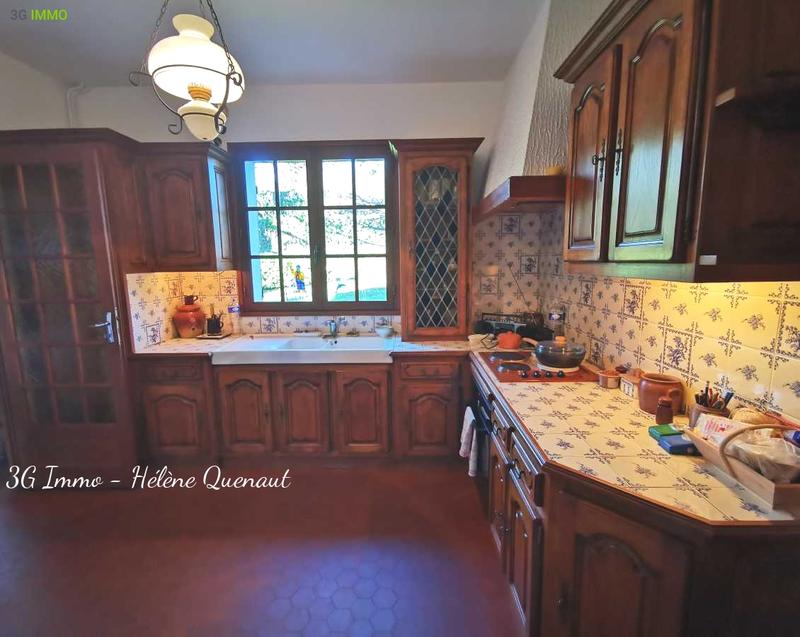 Villa - 176 m² - 8 pièces