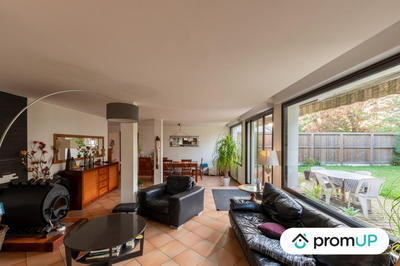 Maison contemporaine - 230 m² - 6 pièces