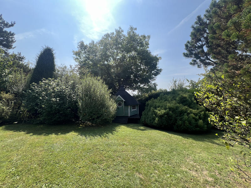 Maison - 201 m² - 8 pièces