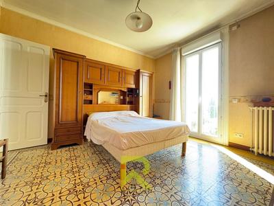 Maison - 121 m² - 5 pièces