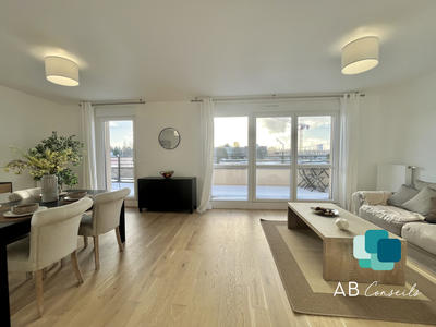 Appartement - 89 m² - 4 pièces