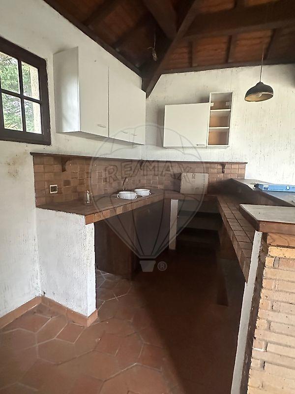 Maison - 331 m² - 8 pièces