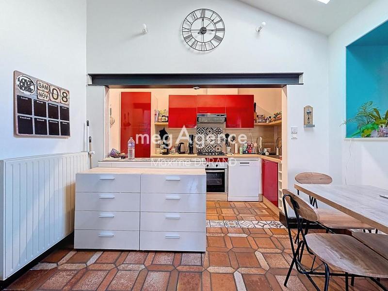 Maison - 93 m² - 5 pièces