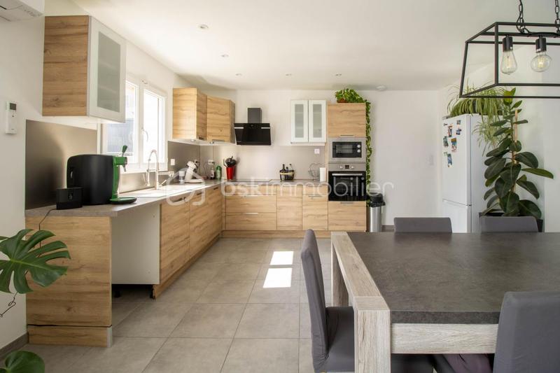 Maison - 91 m² - 4 pièces