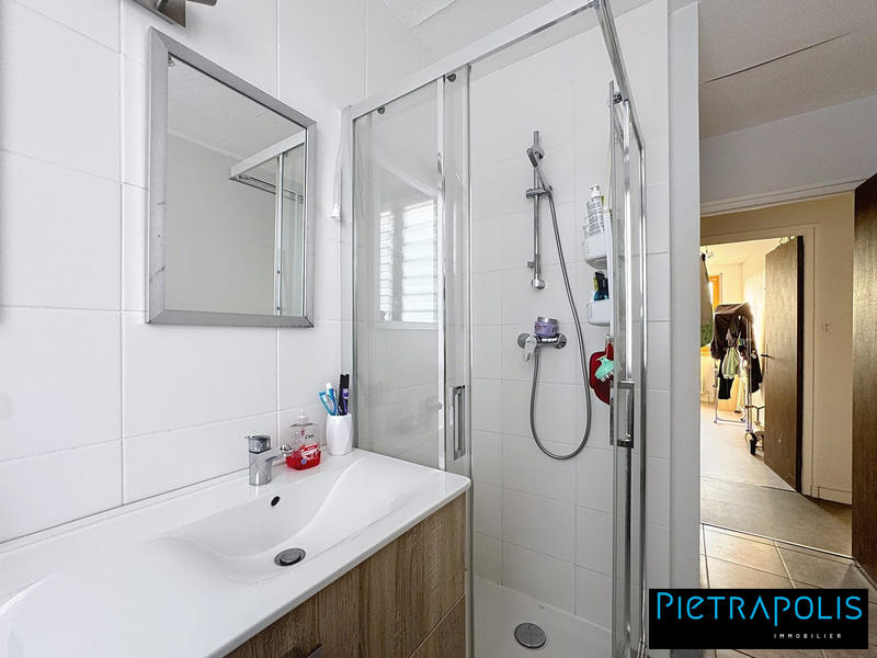 Appartement - 70 m² - 4 pièces