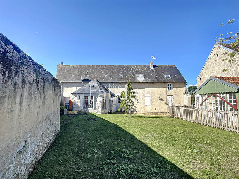 Maison - 200 m² - 11 pièces