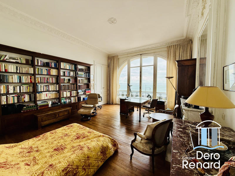 Appartement - 200 m² - 6 pièces