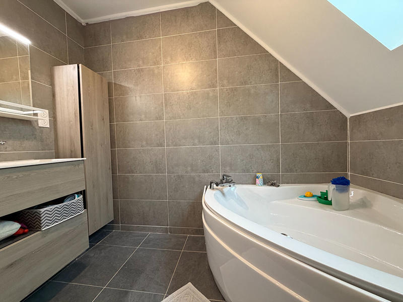 Maison - 130 m² - 6 pièces