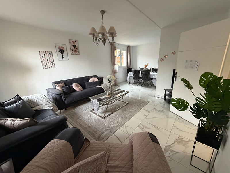 Appartement - 82 m² - 4 pièces