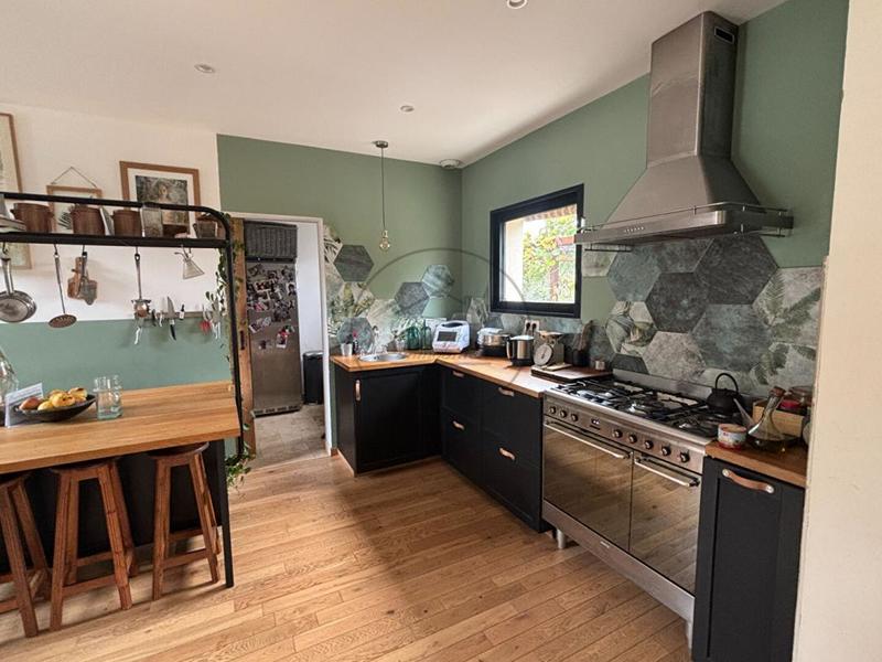 Maison - 157 m² - 6 pièces