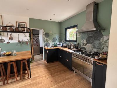 Maison - 157 m² - 6 pièces