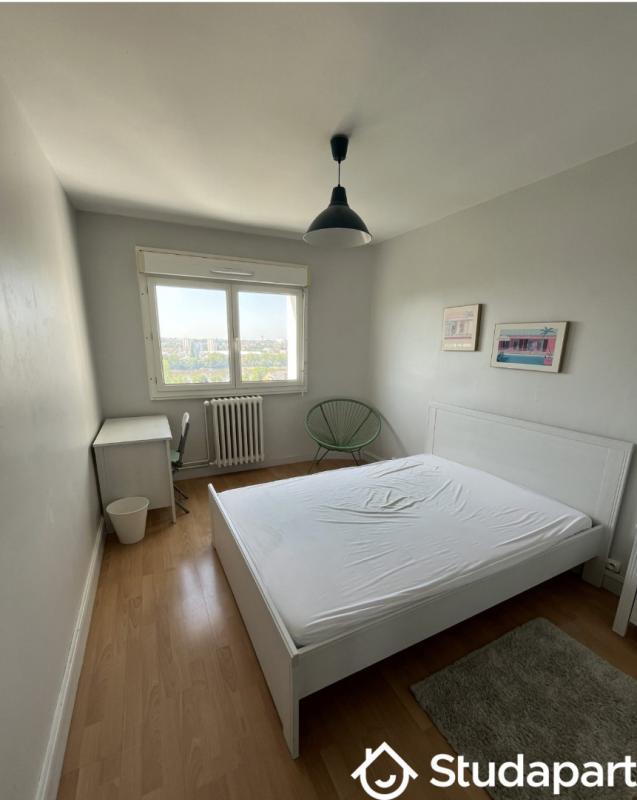 Chambre - 12 m² - 1 pièce