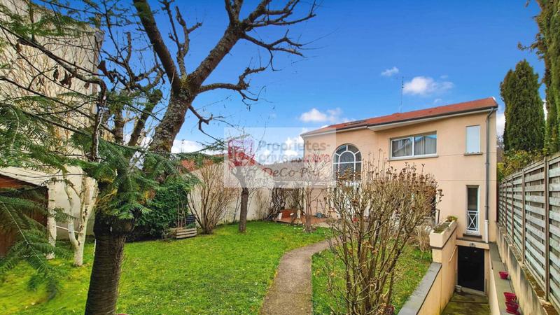 Maison - 127 m² - 5 pièces