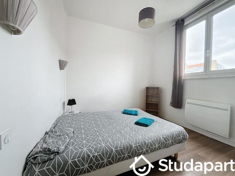 Chambre - 10 m² - 1 pièce