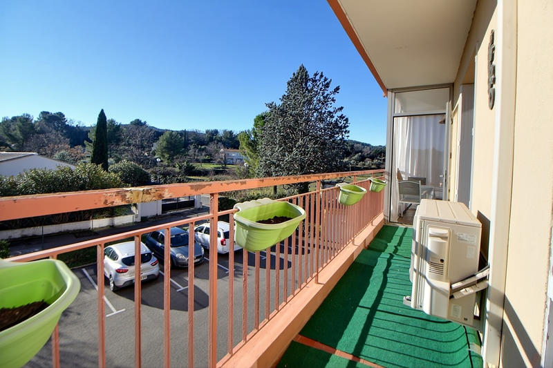 Appartement - 86 m² - 4 pièces