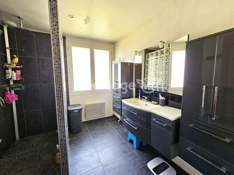 Maison - 149 m² - 7 pièces