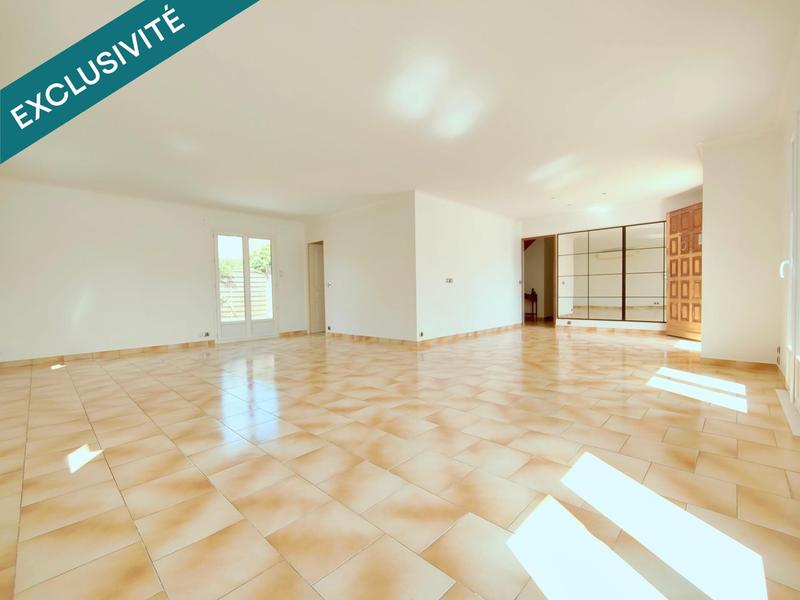 Maison - 182 m² - 8 pièces