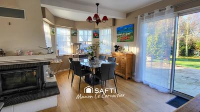 Maison - 136 m² - 7 pièces