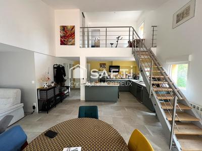 Maison - 123 m² - 4 pièces