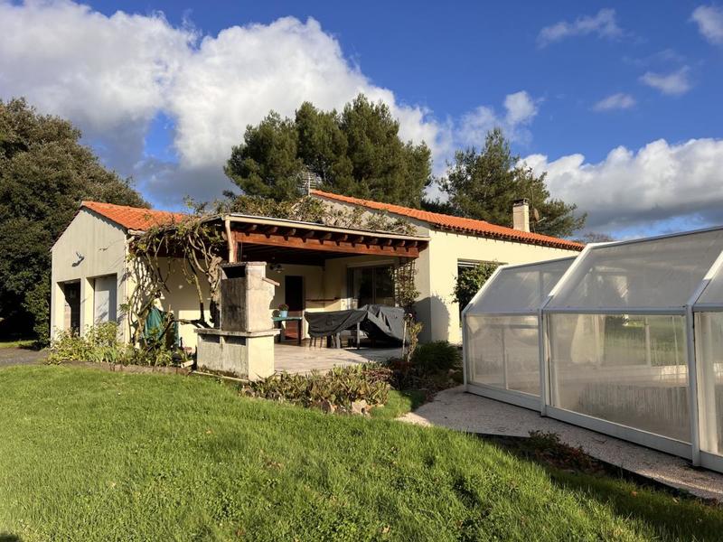 Propriété - 123 m² - 6 pièces