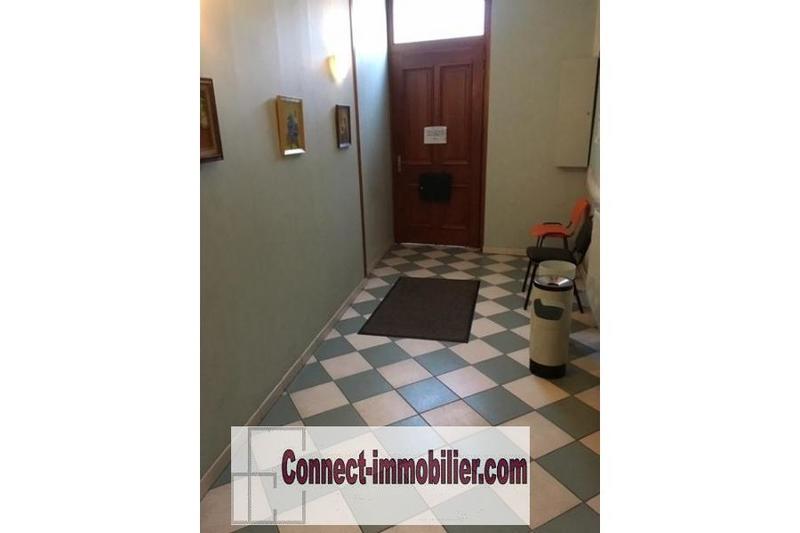 Local commercial - 70 m² - 4 pièces