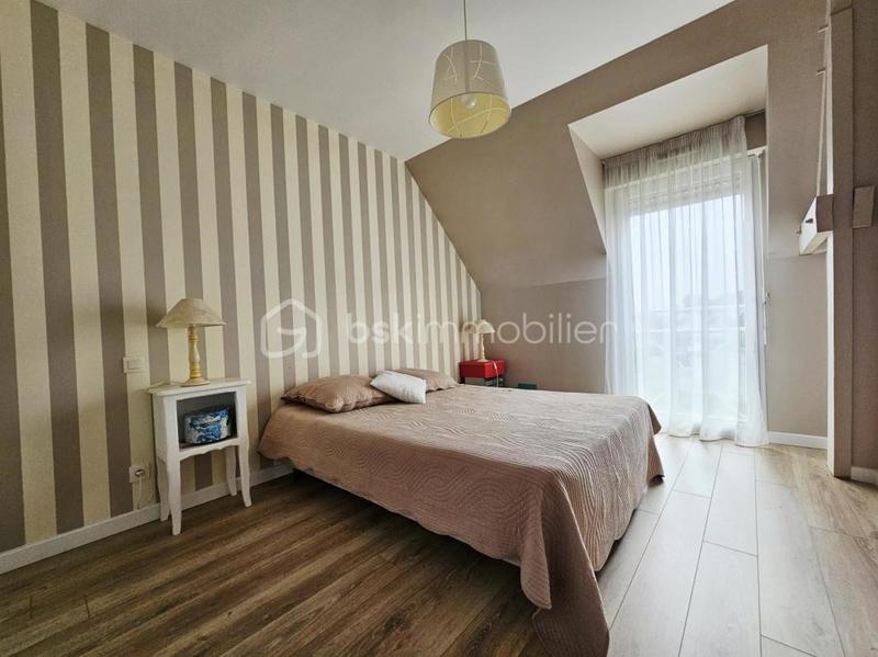 Maison - 163 m² - 6 pièces