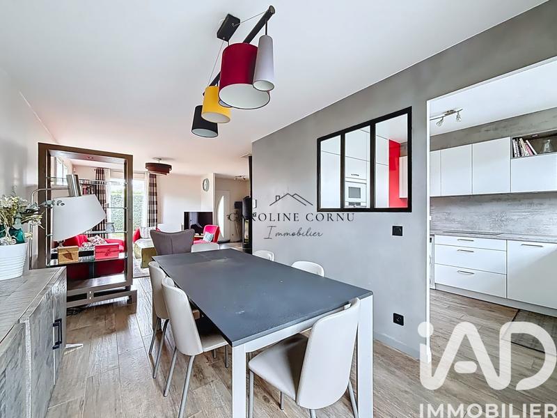 Maison - 92 m² - 5 pièces