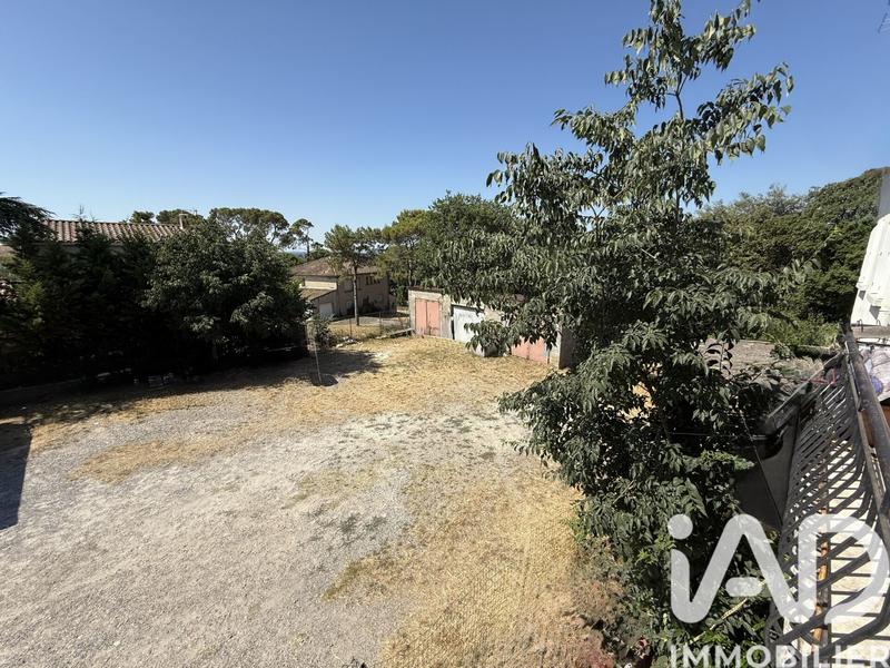 Maison - 185 m² - 11 pièces