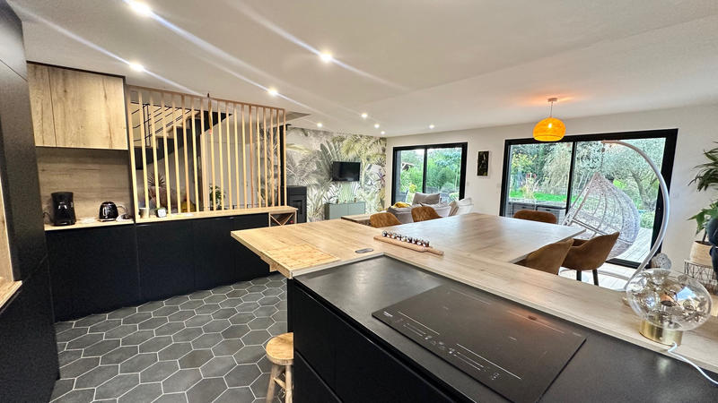 Maison - 122 m² - 5 pièces