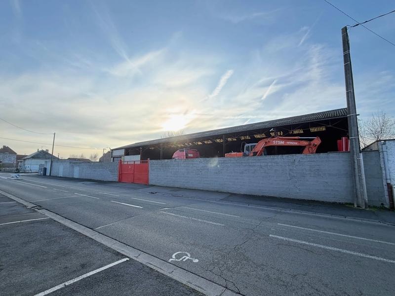 Local d'activité / Entrepôt - 1 223 m² - 1 pièce