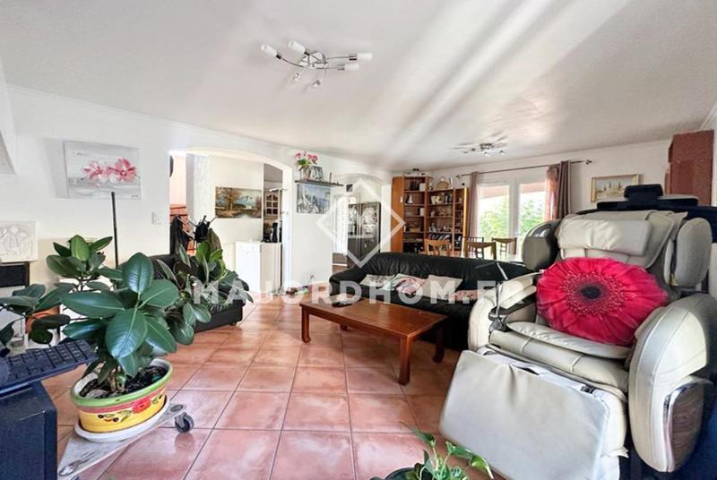 Propriété - 120 m² - 4 pièces