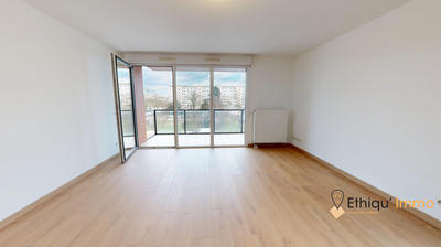 Appartement - 75 m² - 3 pièces