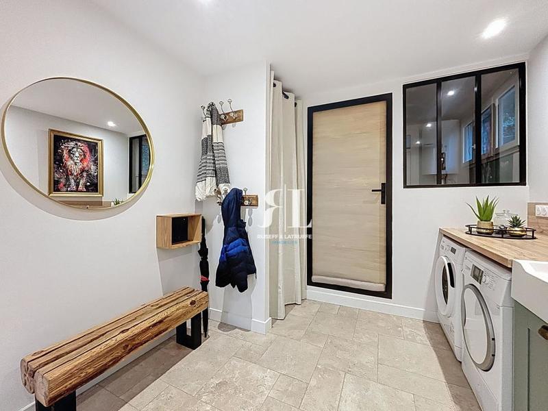 Maison - 142 m² - 6 pièces