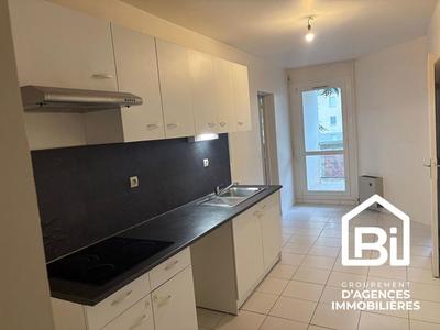 Appartement - 86 m² - 4 pièces