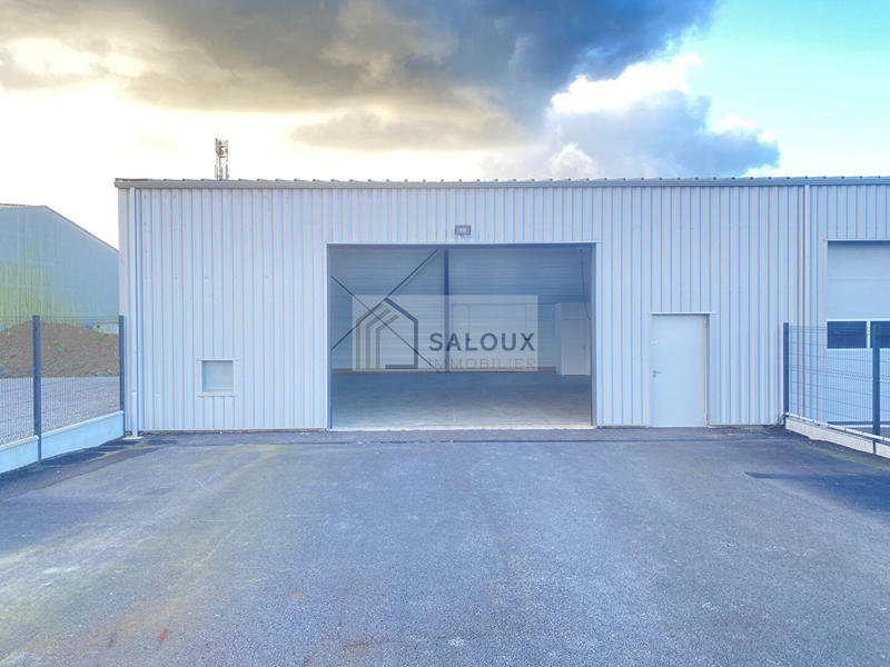 Local d'activité / Entrepôt - 145 m²