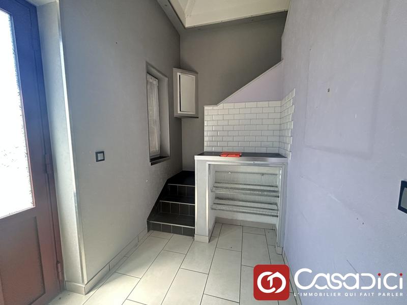 Maison - 92 m² - 5 pièces