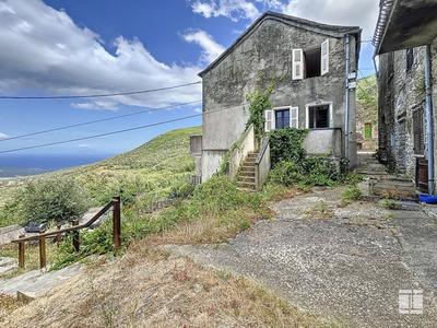 Maison de village - 66 m² - 5 pièces