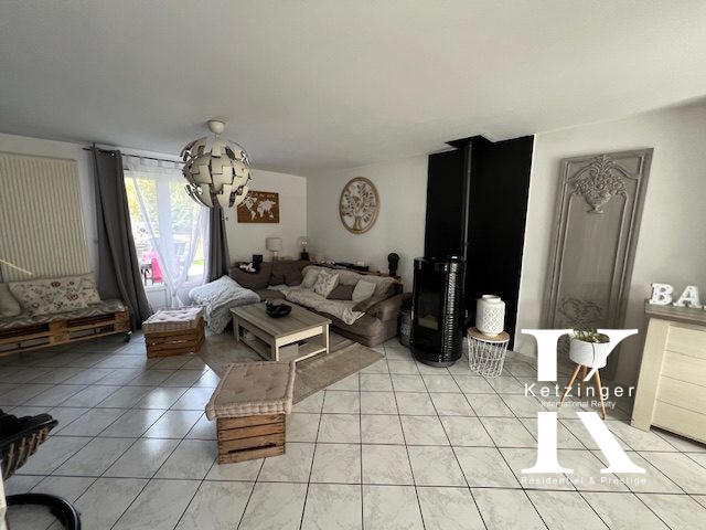 Maison - 147 m² - 6 pièces