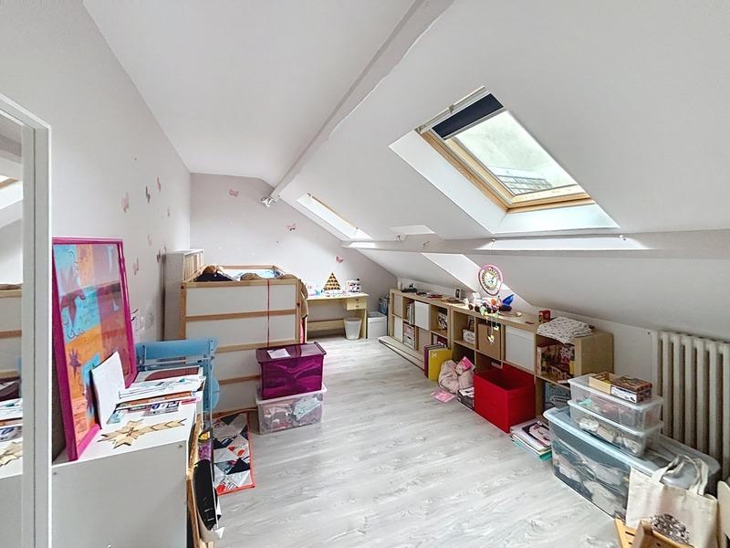 Appartement - 133 m² - 6 pièces