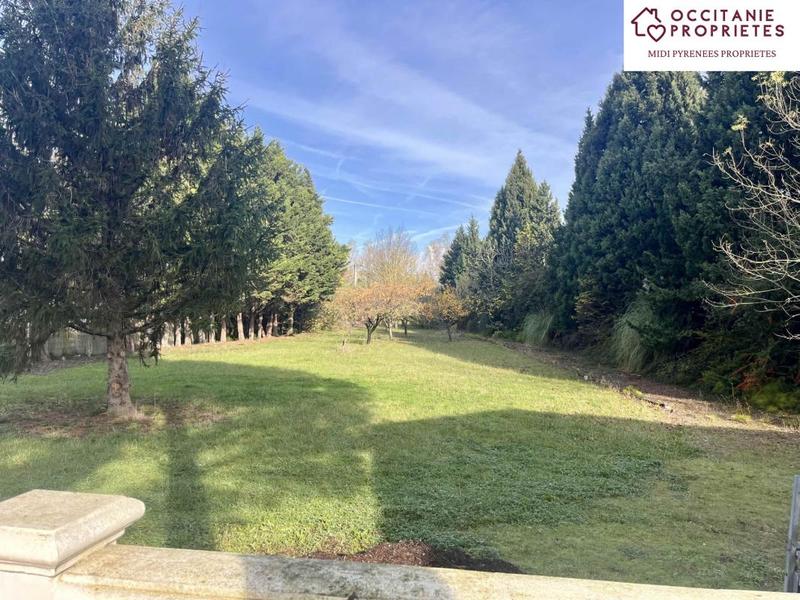 Maison - 227 m² - 6 pièces