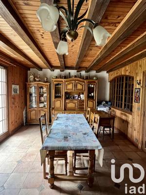 Maison - 192 m² - 8 pièces