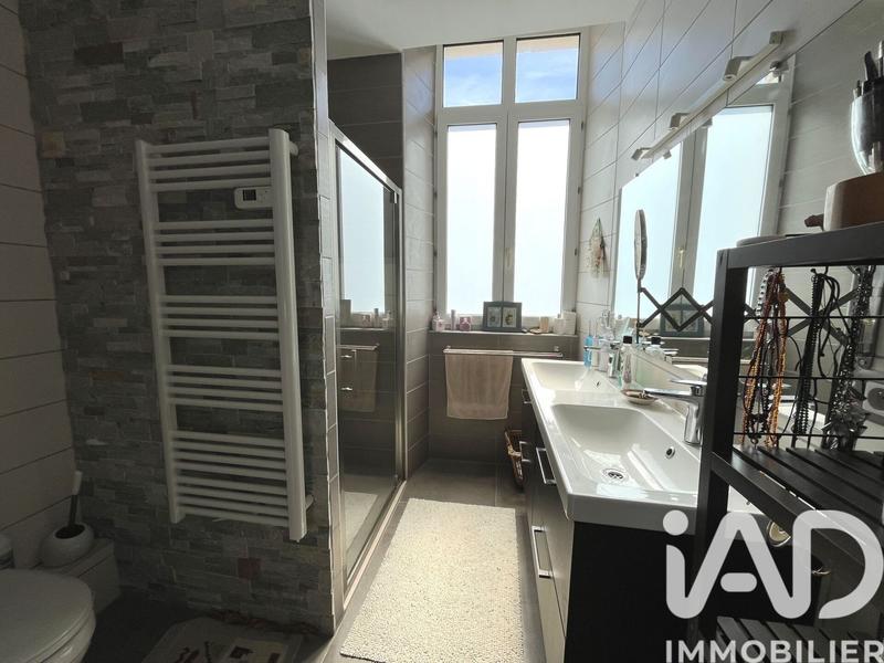 Maison - 168 m² - 6 pièces