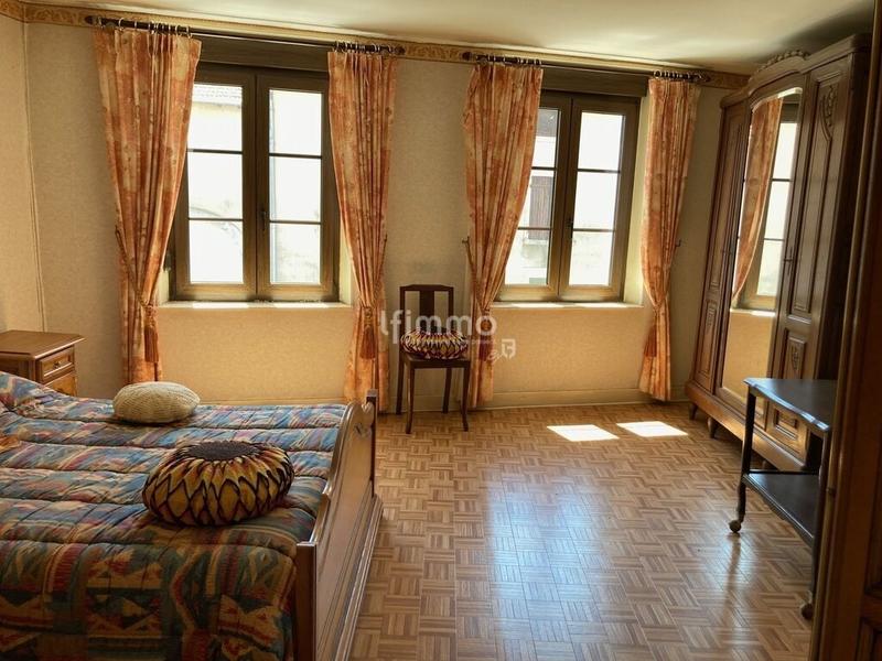 Maison de village - 120 m² - 4 pièces